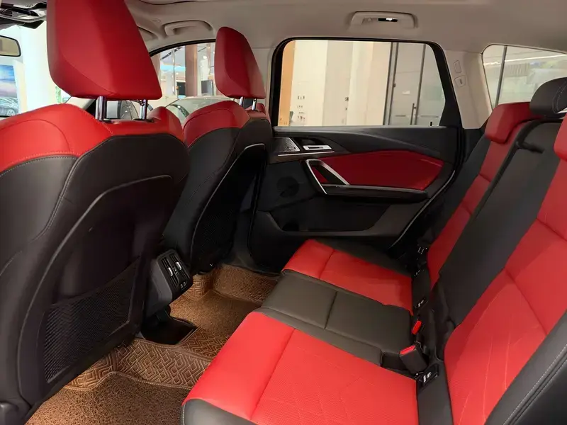 2023 BMW X1 с пробегом 42 000 км