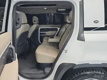 2023 Land Rover Defender с пробегом 57 286 км