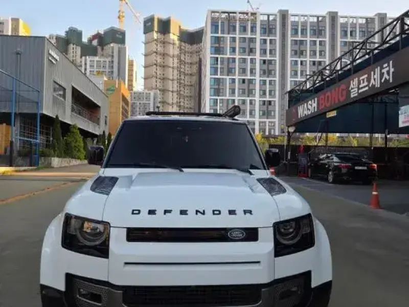 2022 Land Rover Defender с пробегом 29 200 км