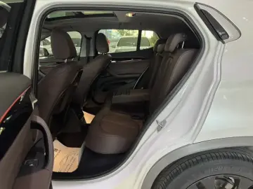 2020 BMW X2 с пробегом 42 000 км