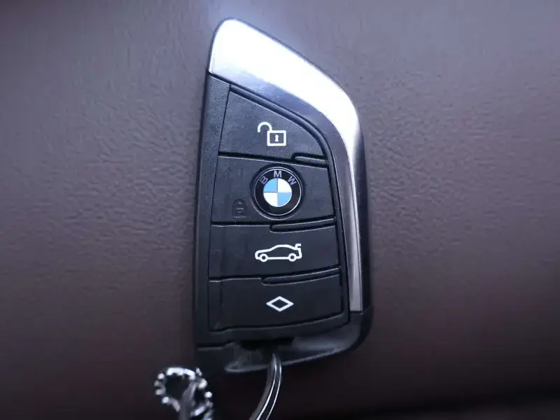 2022 BMW X3 с пробегом 32 300 км