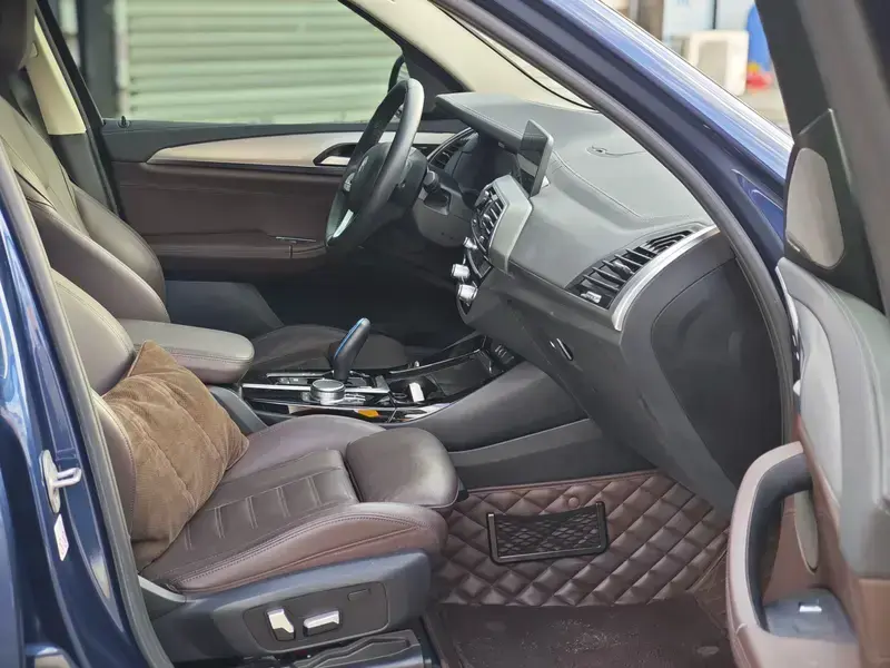 2021 BMW iX3 с пробегом 117 000 км