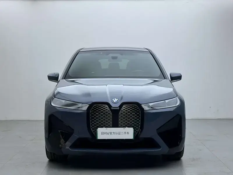 2022 BMW iX с пробегом 60 400 км