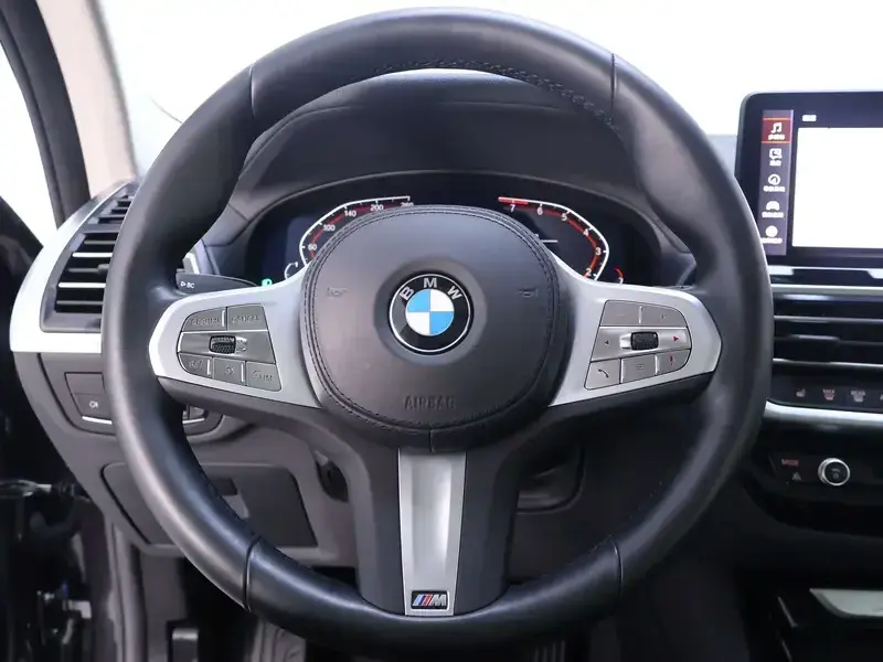 2022 BMW X3 с пробегом 32 300 км