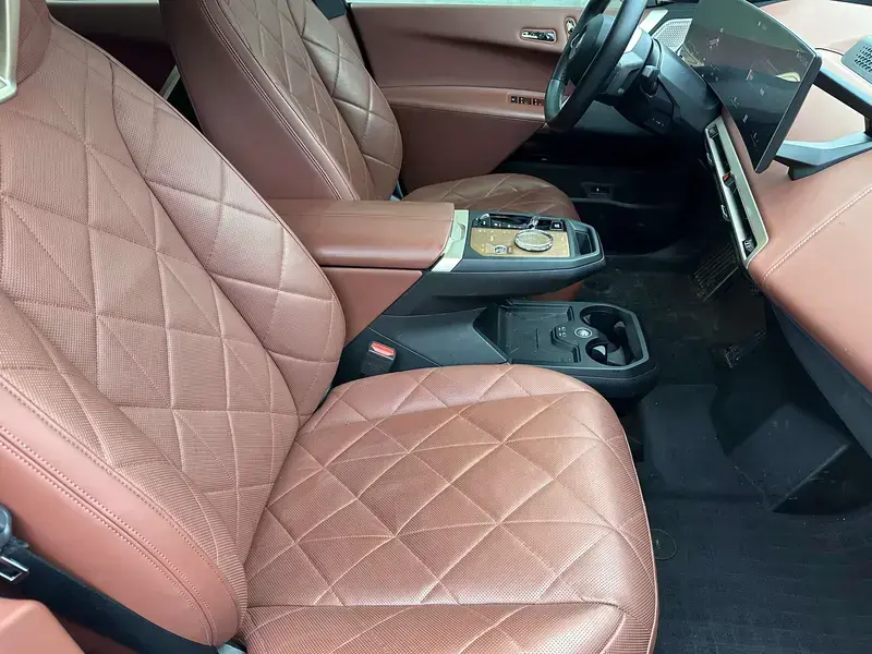 2022 BMW iX с пробегом 60 400 км