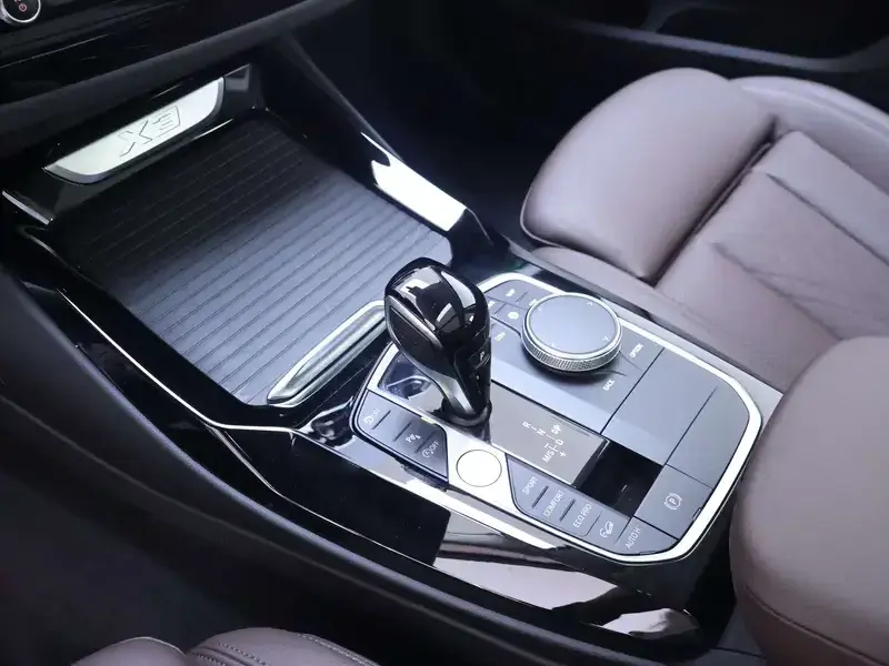 2022 BMW X3 с пробегом 32 300 км