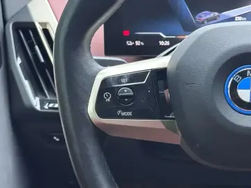 2022 BMW iX с пробегом 60 400 км