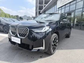2025 BMW X3 с пробегом 15 000 км