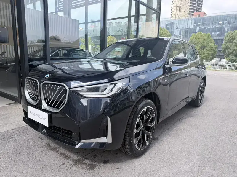 2025 BMW X3 с пробегом 15 000 км