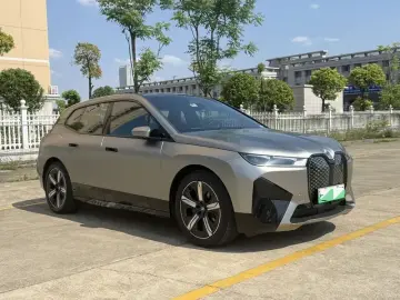 2023 BMW iX с пробегом 41 000 км