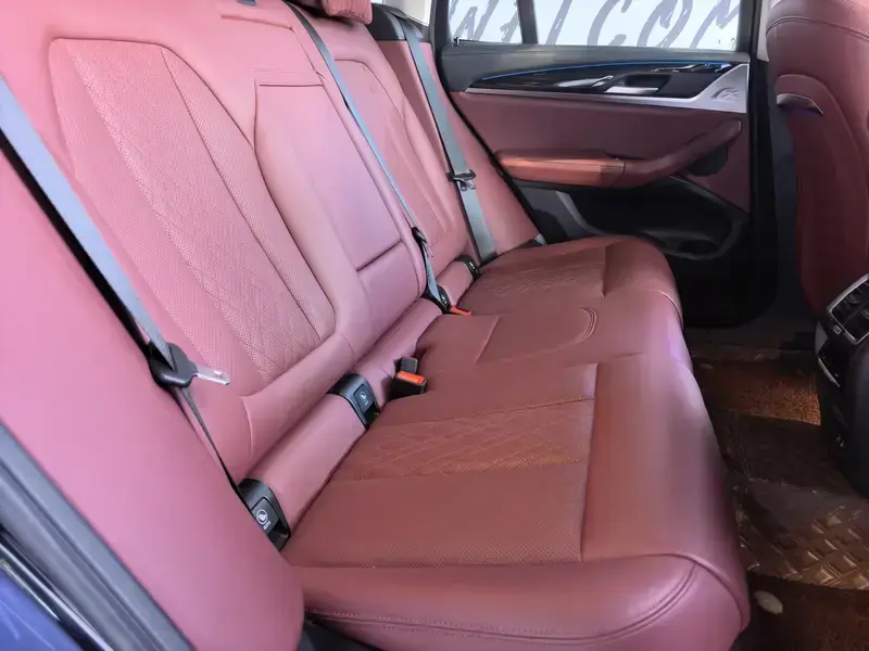 2022 BMW iX3 с пробегом 112 000 км