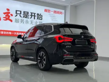 2022 BMW iX3 с пробегом 103 000 км