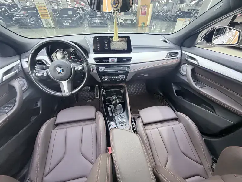 2021 BMW X2 с пробегом 56 000 км
