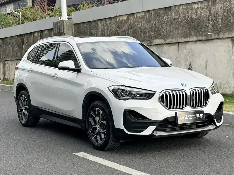 2021 BMW X1 с пробегом 59 000 км
