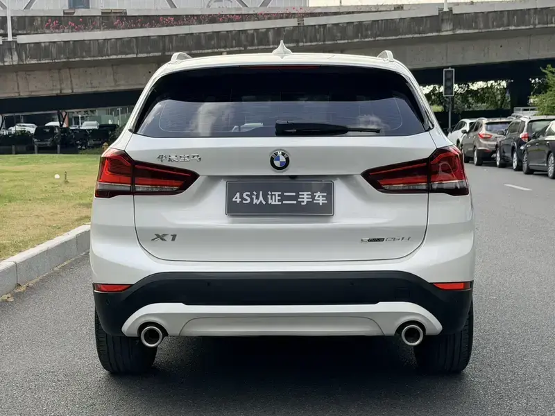 2021 BMW X1 с пробегом 59 000 км