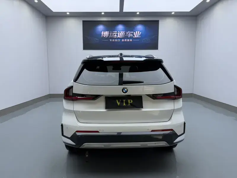 2023 BMW X1 с пробегом 48 000 км