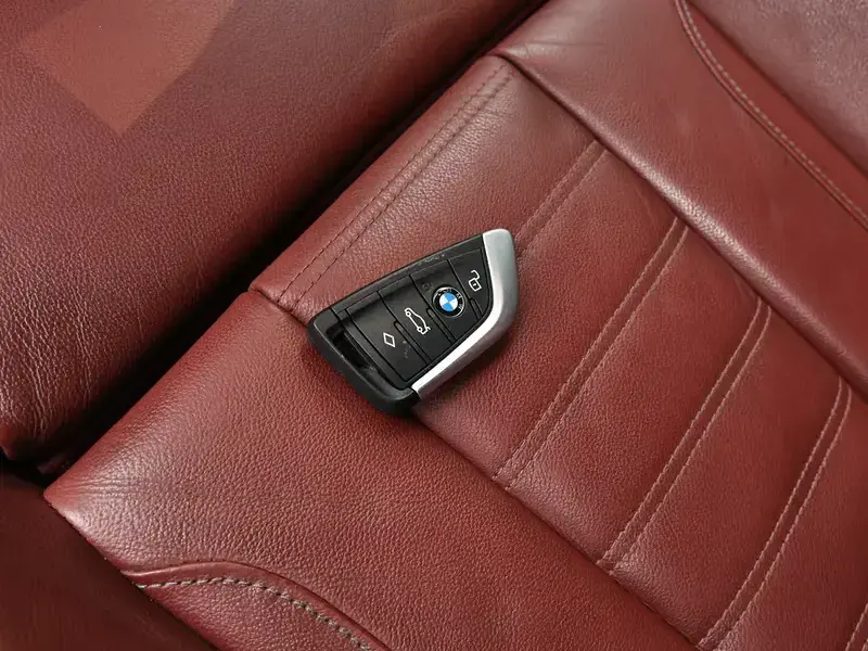 2021 BMW X4 с пробегом 62 000 км