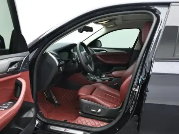 2021 BMW X4 с пробегом 62 000 км