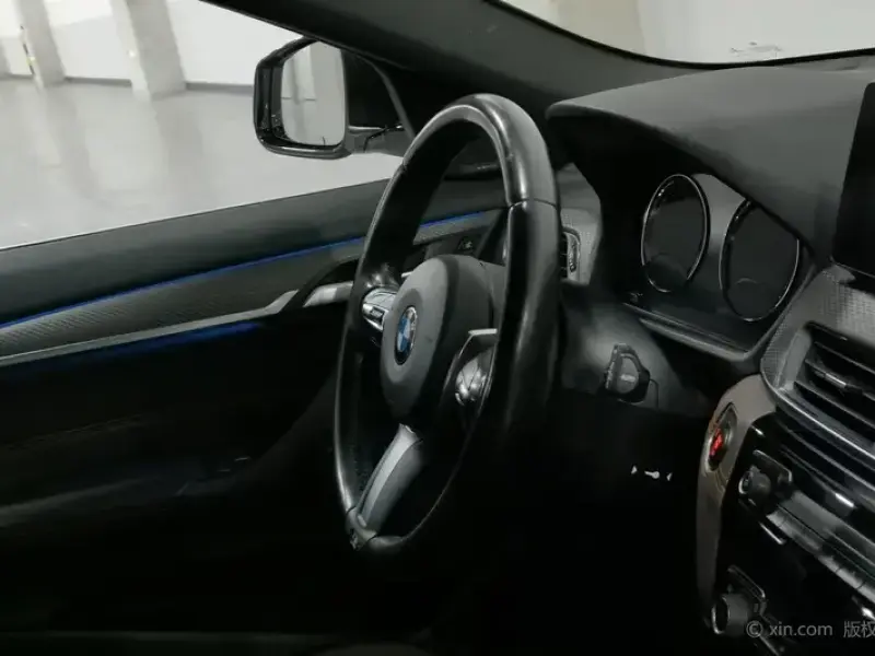 2021 BMW X2 с пробегом 113 000 км