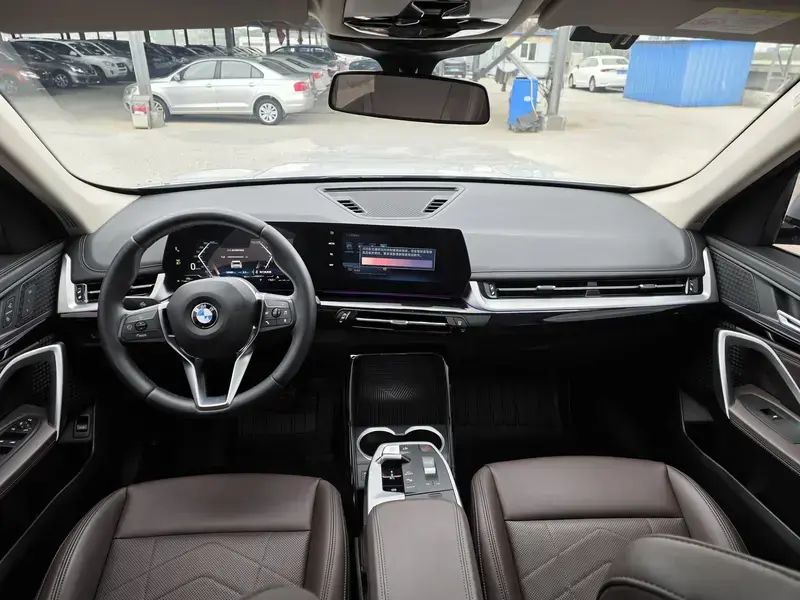 2023 BMW X1 с пробегом 50 000 км