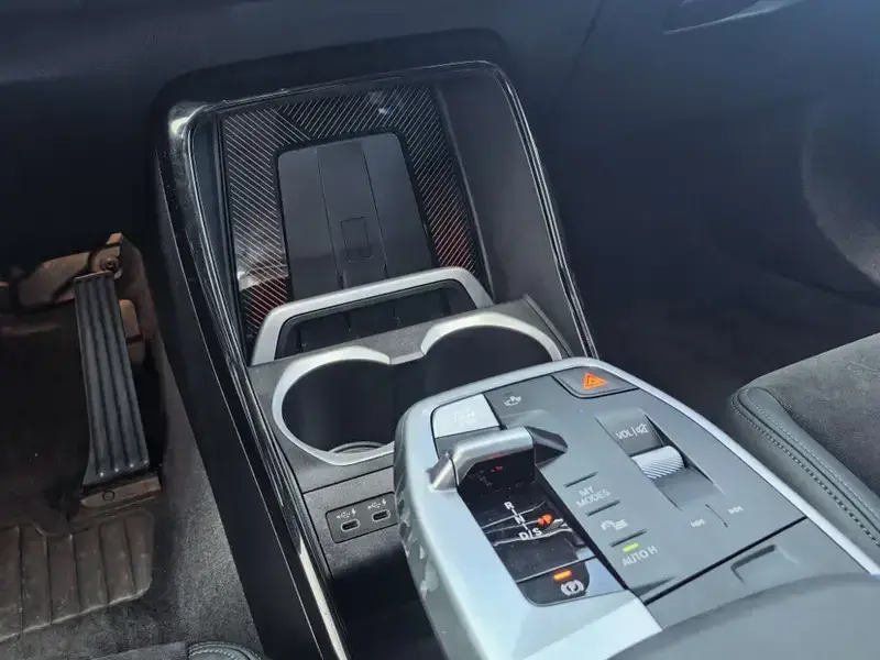 2023 BMW X1 с пробегом 33 000 км
