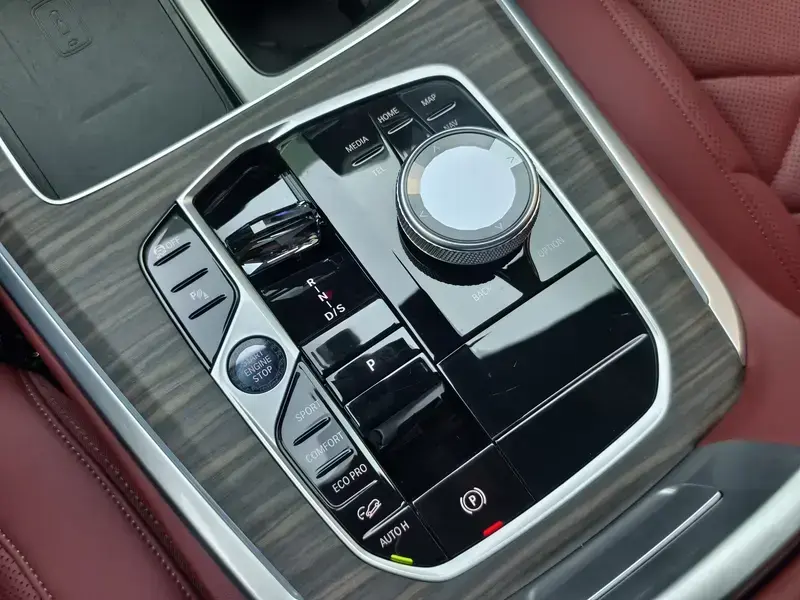 2025 BMW X5 с пробегом 23 000 км