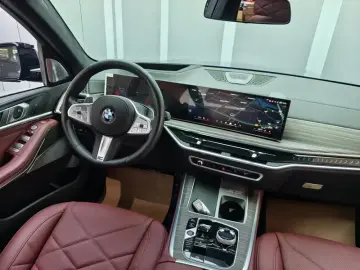 2025 BMW X5 с пробегом 23 000 км