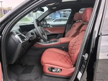 2025 BMW X5 с пробегом 19 000 км
