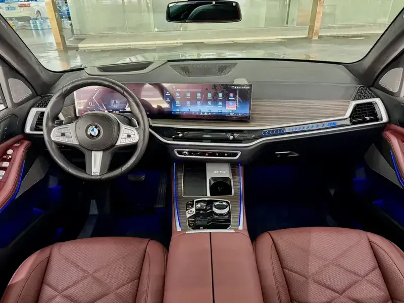 2023 BMW X5 с пробегом 55 000 км