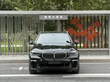2022 BMW X5 с пробегом 120 000 км