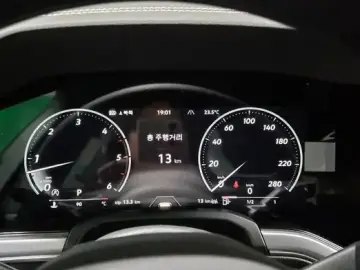 2026 Volkswagen Touareg с пробегом 13 км