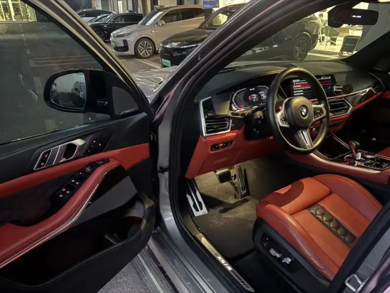 2022 BMW X5 M с пробегом 84 000 км
