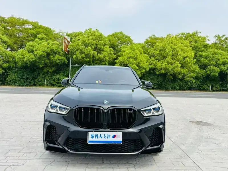 2022 BMW X5 M с пробегом 50 000 км