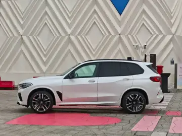 2021 BMW X5 M с пробегом 58 000 км