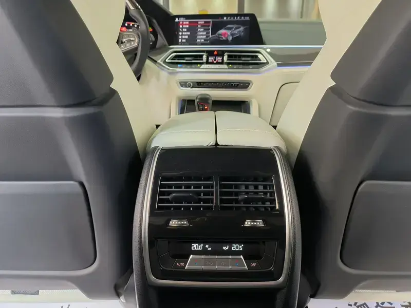 2021 BMW X6 M с пробегом 58 000 км