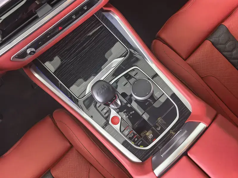 2023 BMW X6 M с пробегом 2 000 км