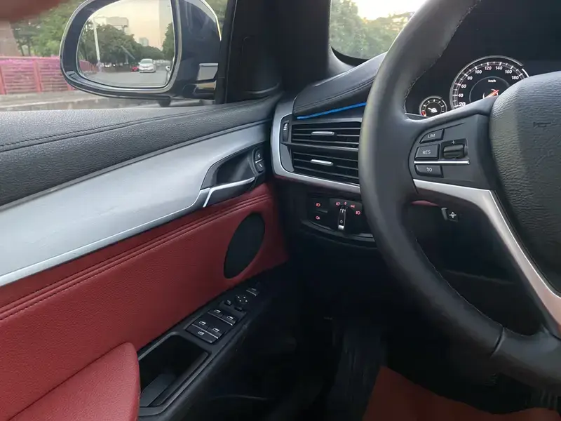 2019 BMW X6 с пробегом 204 700 км