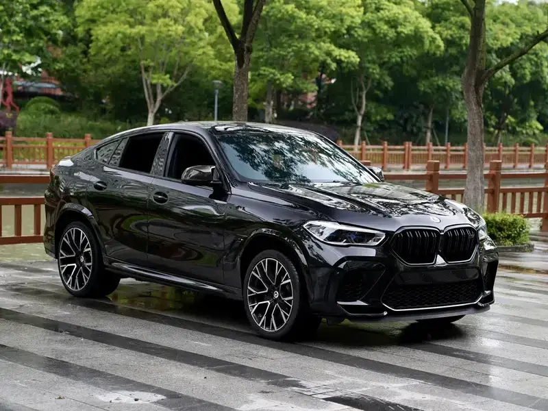 2021 BMW X6 M с пробегом 20 000 км