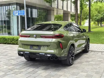 2021 BMW X6 M с пробегом 18 000 км