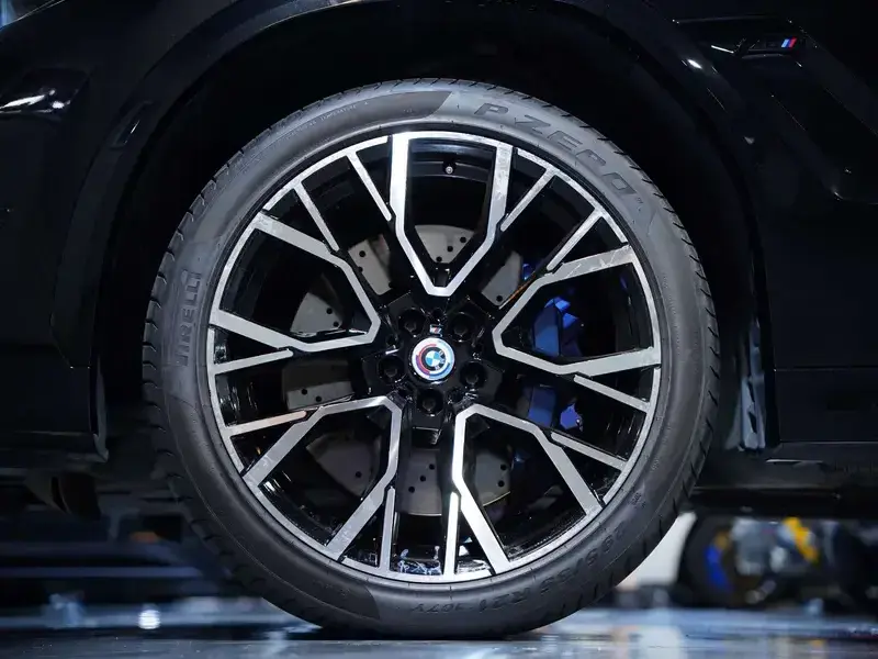 2021 BMW X6 M с пробегом 21 700 км