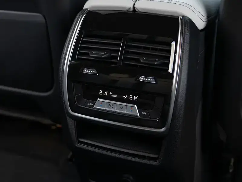2021 BMW X6 M с пробегом 18 000 км
