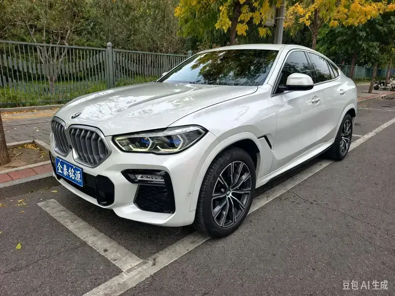 2020 BMW X6 с пробегом 109 000 км