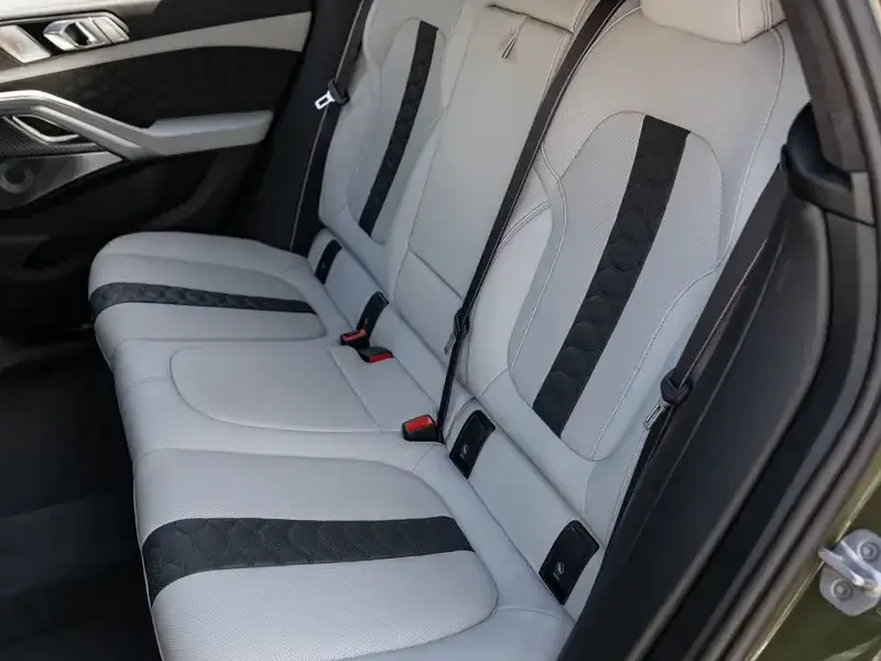 2021 BMW X6 M с пробегом 18 000 км