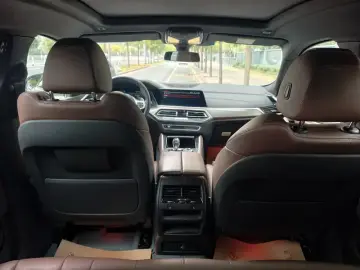 2020 BMW X6 с пробегом 109 000 км