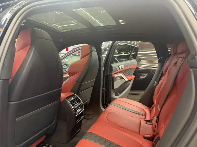 2021 BMW X6 M с пробегом 54 000 км
