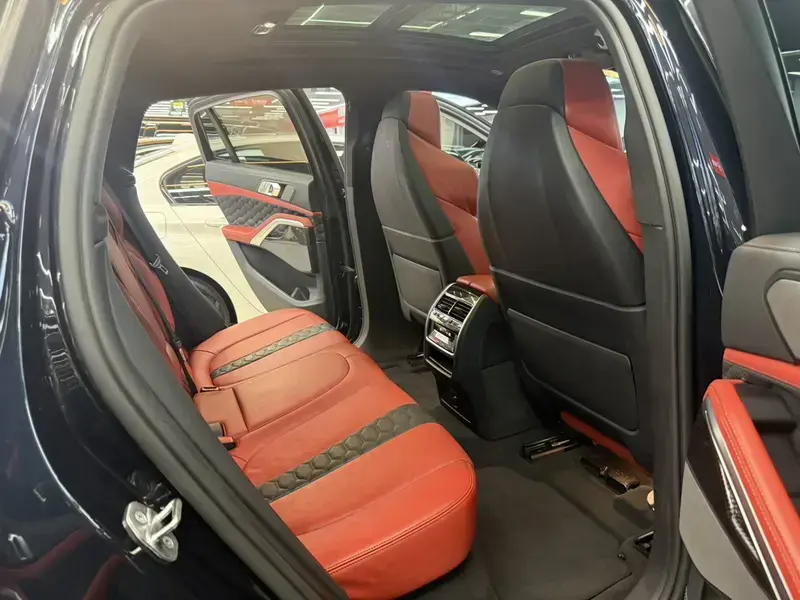 2021 BMW X6 M с пробегом 54 000 км