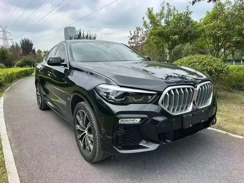 2021 BMW X6 с пробегом 150 000 км