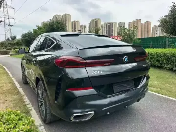 2021 BMW X6 с пробегом 150 000 км