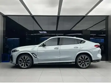 2023 BMW X6 M с пробегом 23 000 км