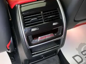 2023 BMW X6 M с пробегом 23 000 км